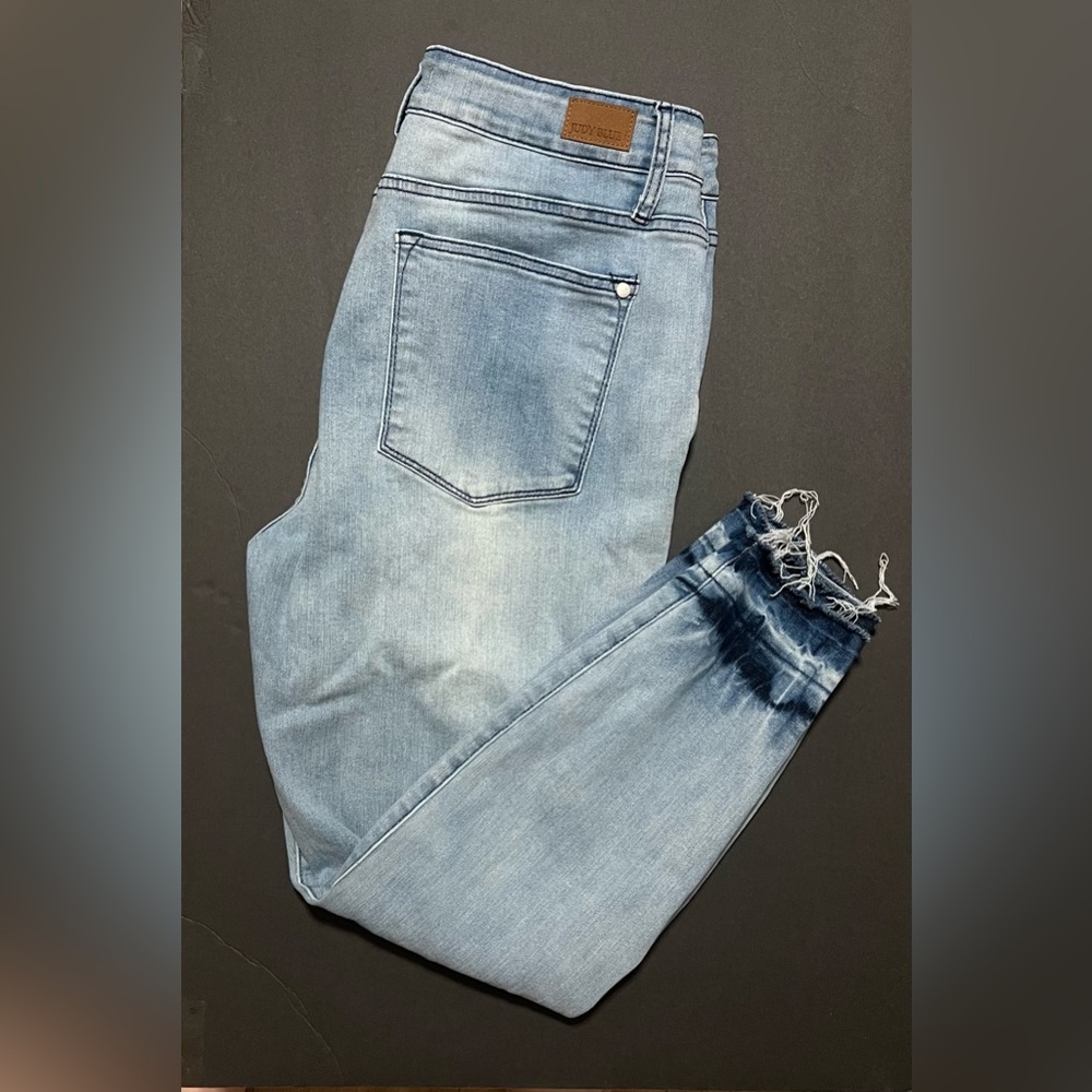Judy Blue Skinny Fit jeans.   Size 16W.